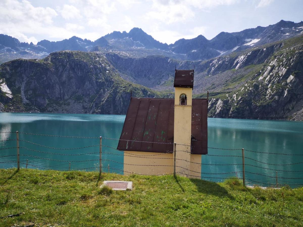 Hotel Rifugio Stella Alpina à Saviore dell'Adamello Extérieur photo