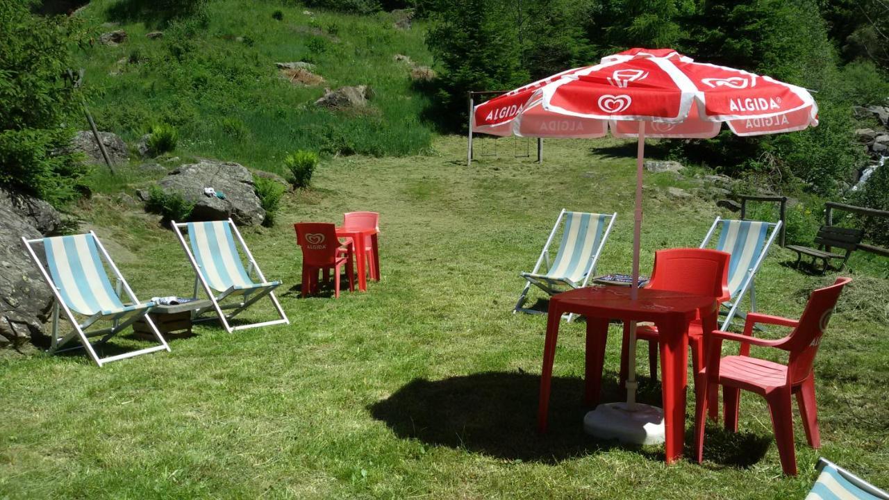 Hotel Rifugio Stella Alpina à Saviore dell'Adamello Extérieur photo